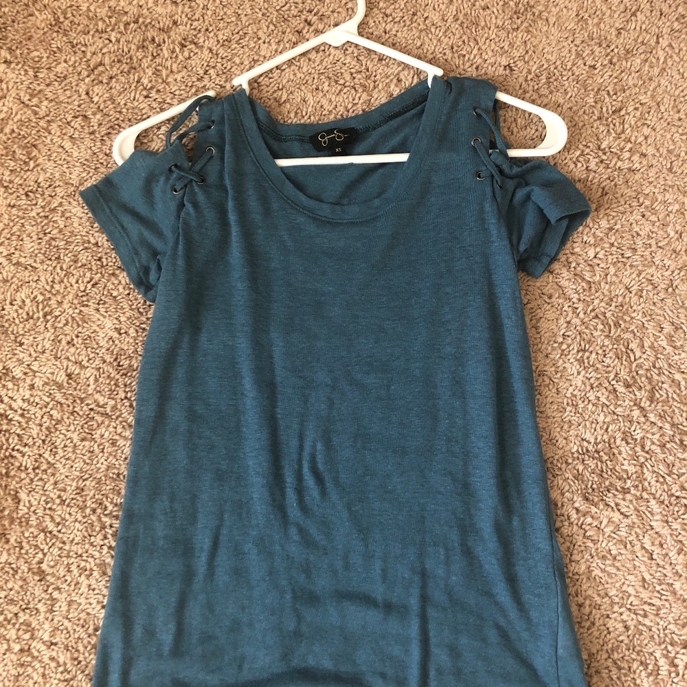 Top - Picture 1 of 1